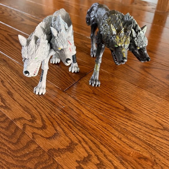Lot of two Warg two headed wolf action figure - Picture 1 of 4